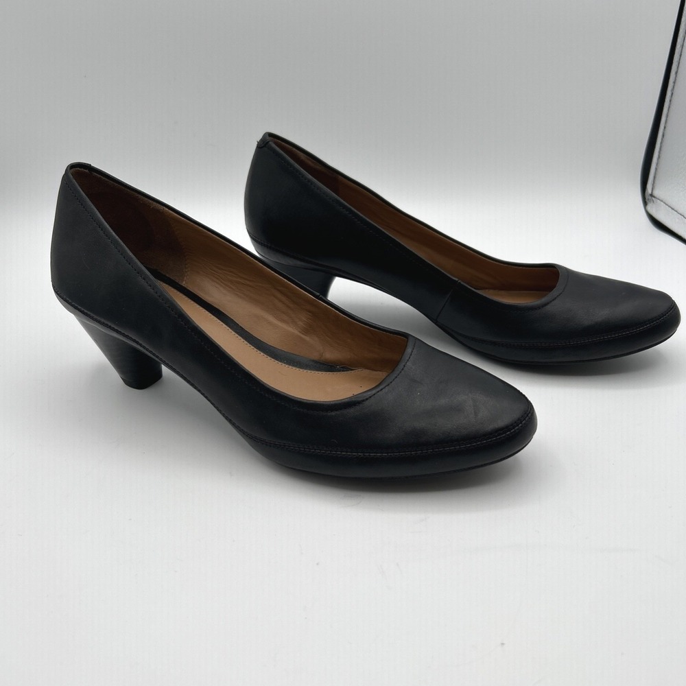 Clarks Artisan Pumps‎ Black Leather Size 9M Mid Heel Comfort Work Shoes Office
